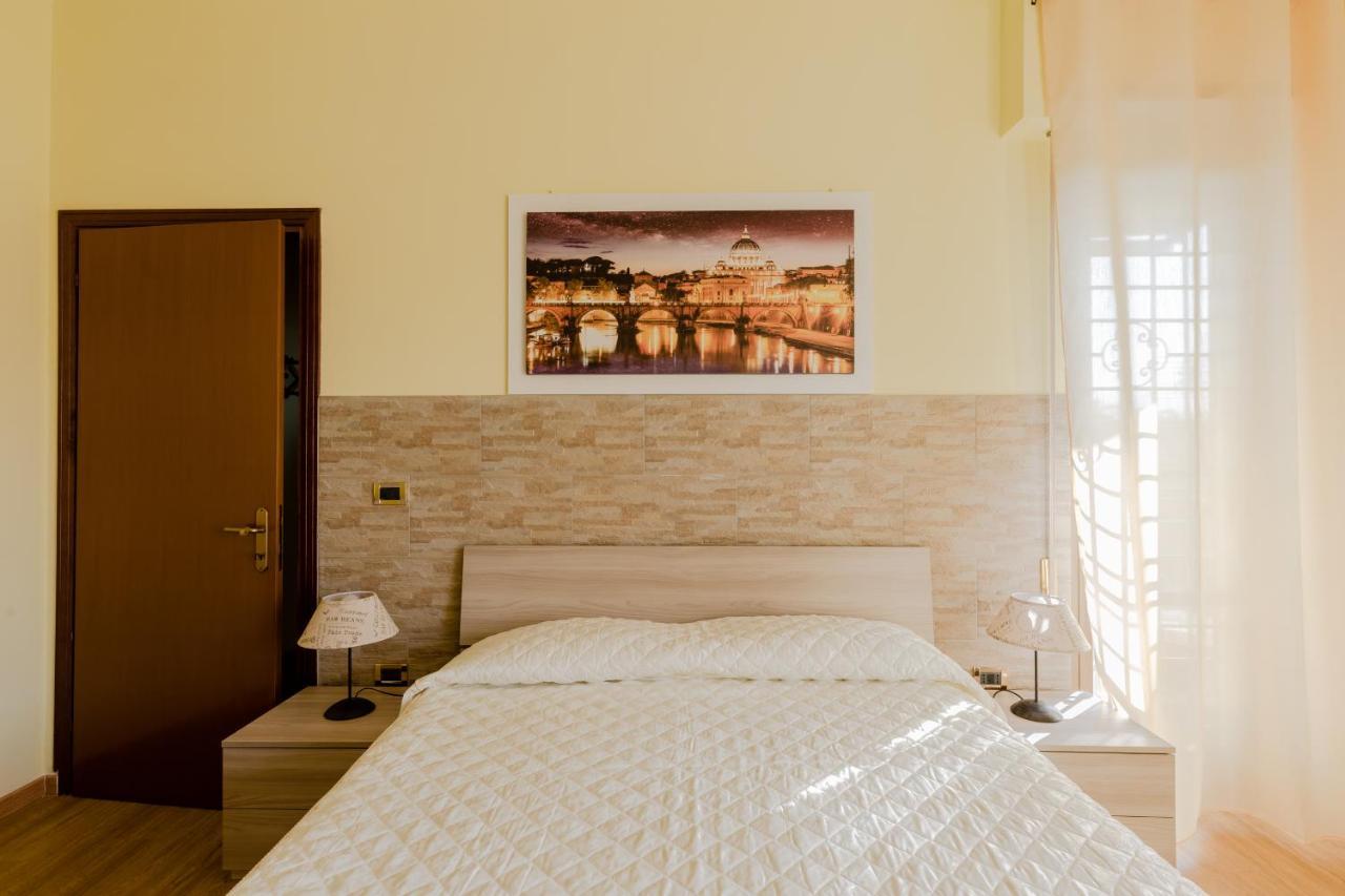 Le Rondini Apartment, 5 Persone, 2 Balconi, Policlinico Tor Vergata E Casilino Rome Bagian luar foto