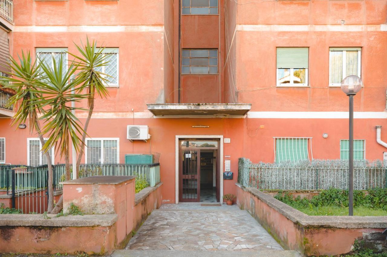 Le Rondini Apartment, 5 Persone, 2 Balconi, Policlinico Tor Vergata E Casilino Rome Bagian luar foto