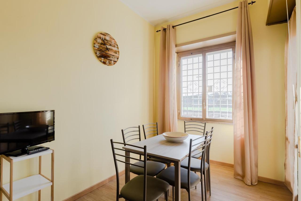 Le Rondini Apartment, 5 Persone, 2 Balconi, Policlinico Tor Vergata E Casilino Rome Bagian luar foto